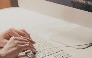 How to Make Word Light Mode on Mac